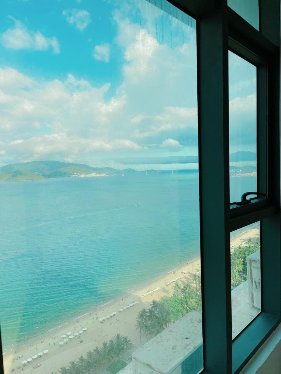 Gold Beach Nha Trang Apartment ภายนอก รูปภาพ