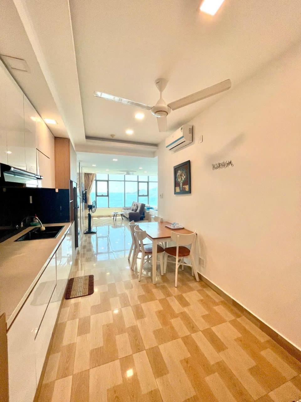 Gold Beach Nha Trang Apartment ภายนอก รูปภาพ