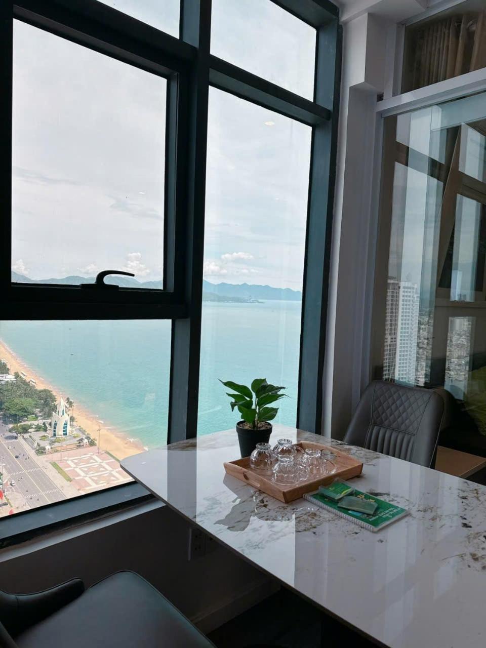 Gold Beach Nha Trang Apartment ภายนอก รูปภาพ